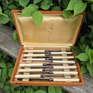 Mathieu Paris Vintage Knives